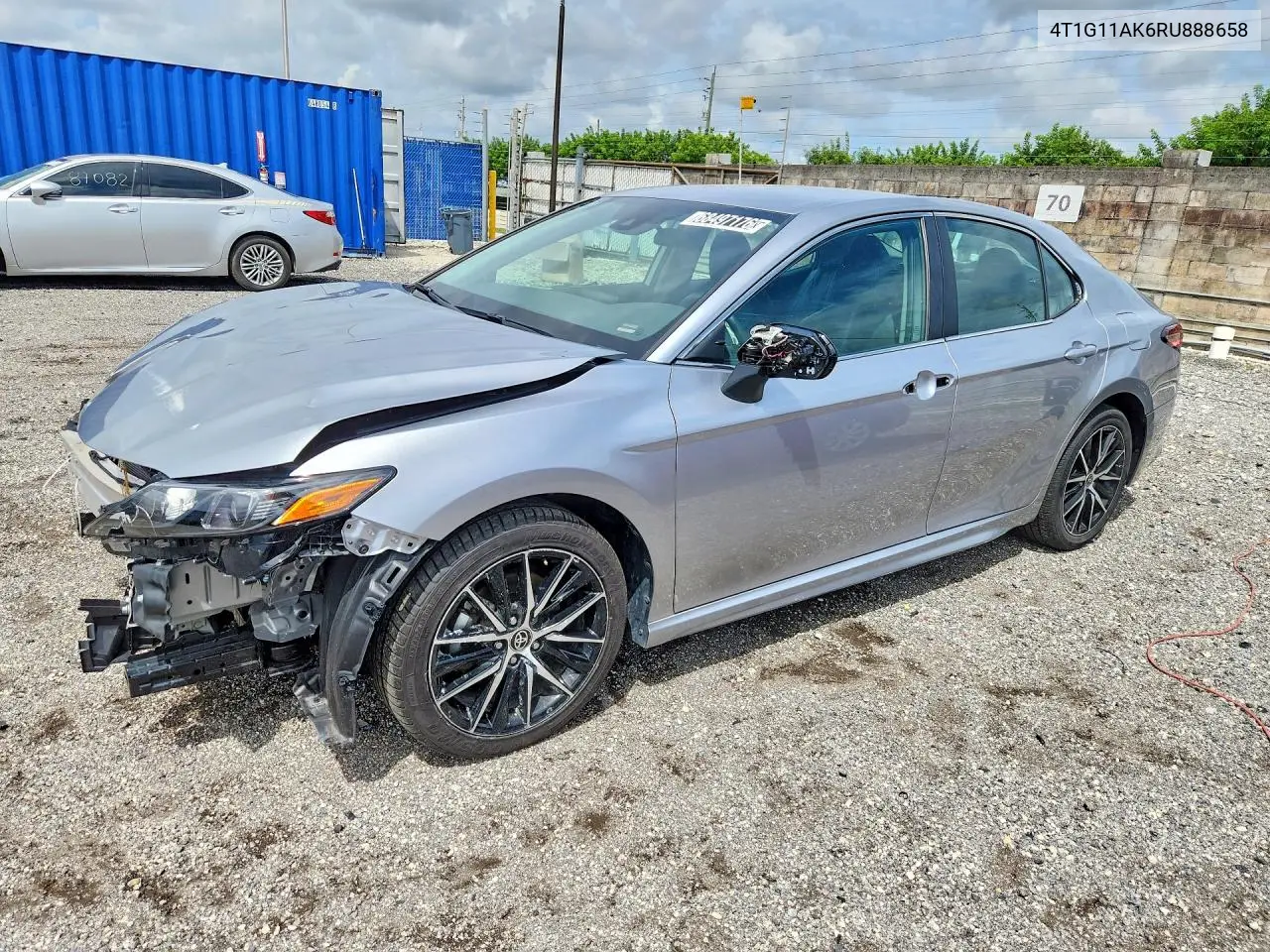 TOYOTA CAMRY 2024, VIN 4T1G11AK6RU888658