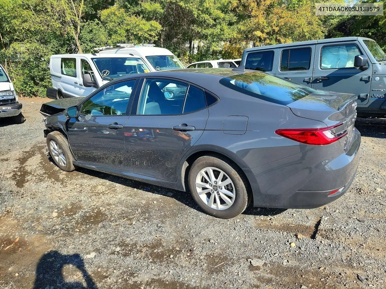 2025 TOYOTA CAMRY VIN 4T1DAACK0SU138579 — фото 2