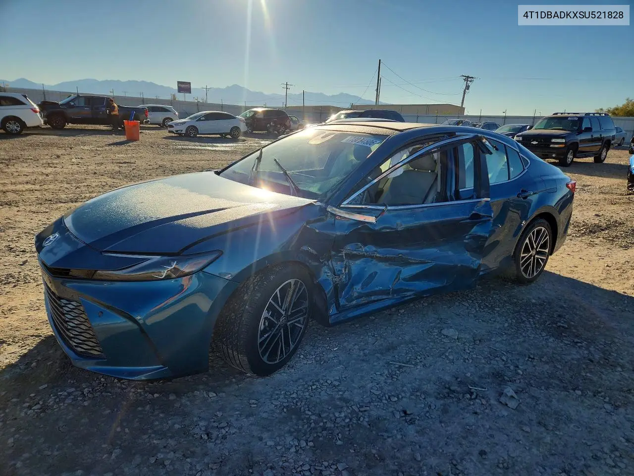 TOYOTA CAMRY 2025, VIN 4T1DBADKXSU521828