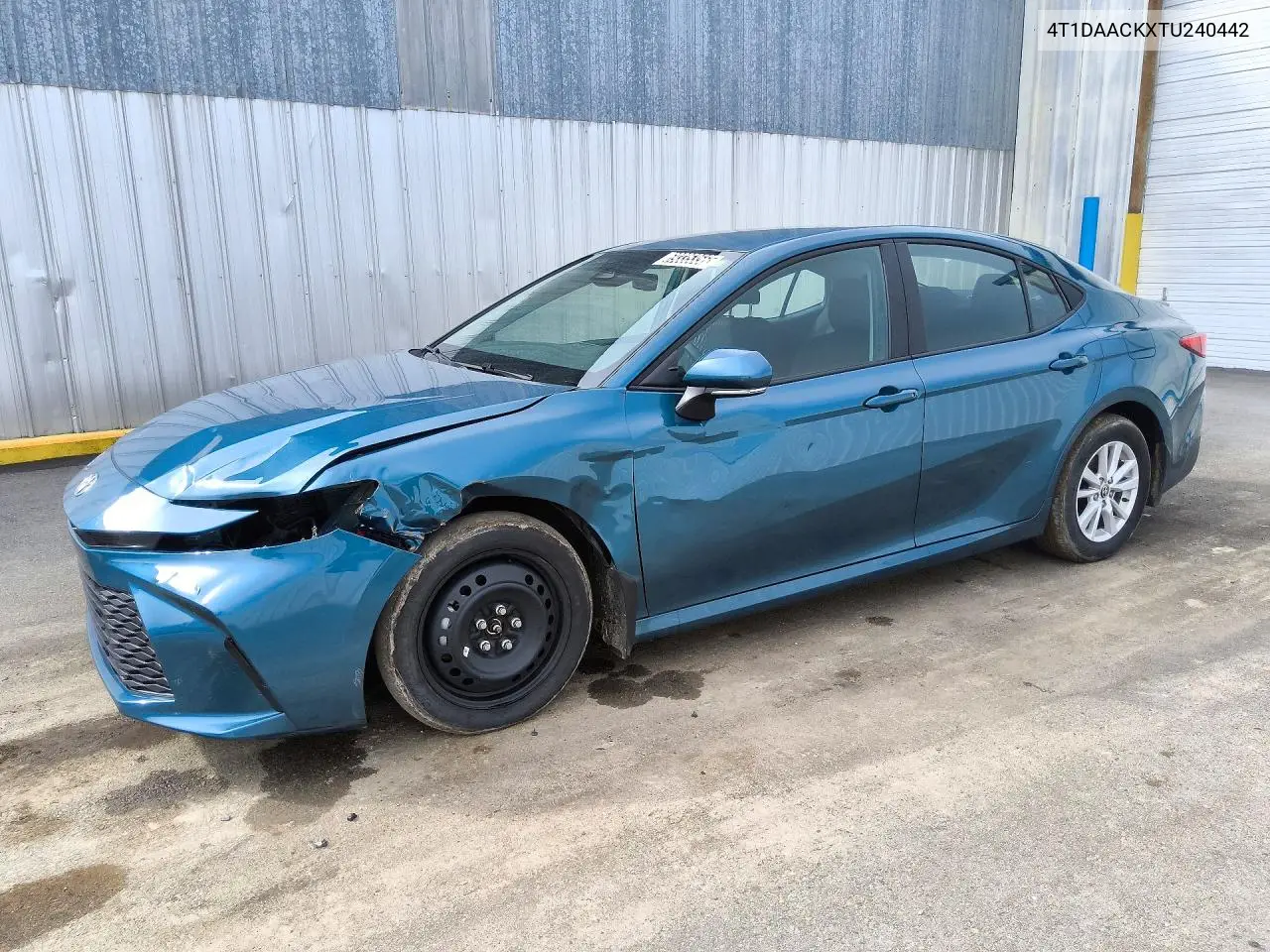 TOYOTA CAMRY 2026, VIN 4T1DAACKXTU240442