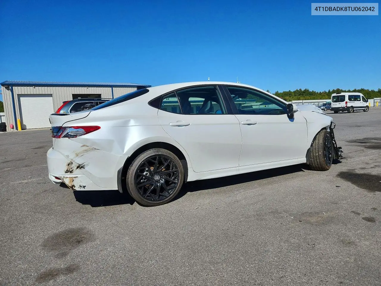 2026 TOYOTA CAMRY VIN 4T1DBADK8TU062042 — фото 3