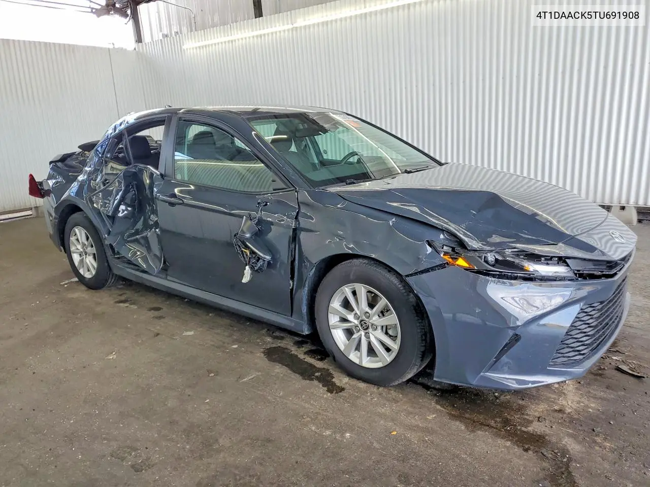 2026 TOYOTA CAMRY VIN 4T1DAACK5TU691908 — фото 4