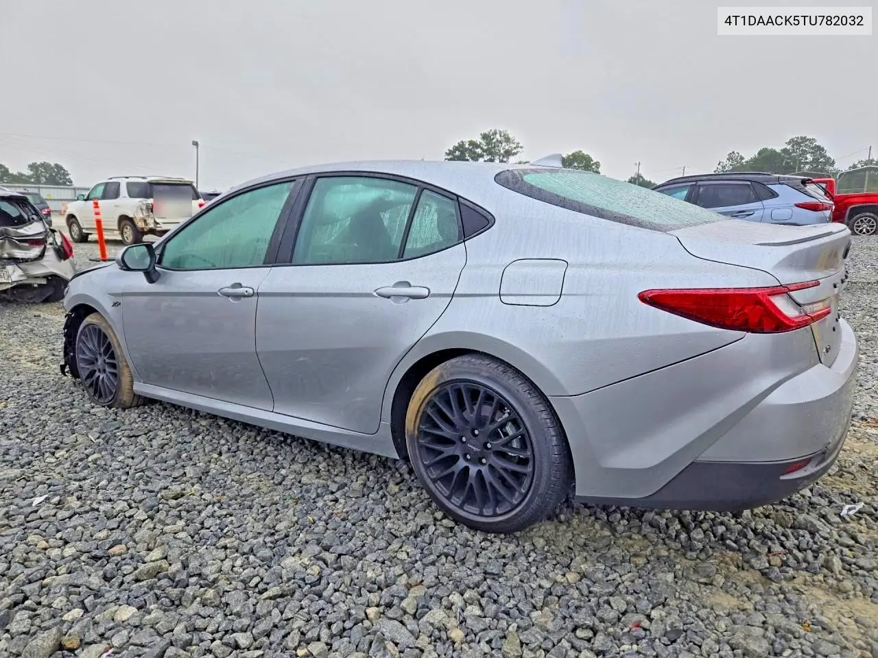 2026 TOYOTA CAMRY VIN 4T1DAACK5TU782032 — фото 2