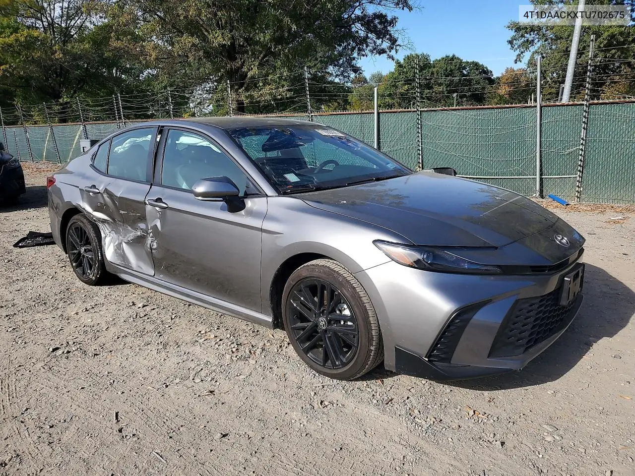 2026 TOYOTA CAMRY VIN 4T1DAACKXTU702675 — фото 4