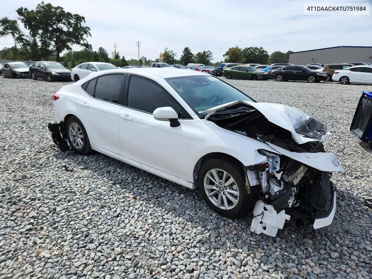2026 TOYOTA CAMRY VIN 4T1DAACK4TU751984 — фото 4