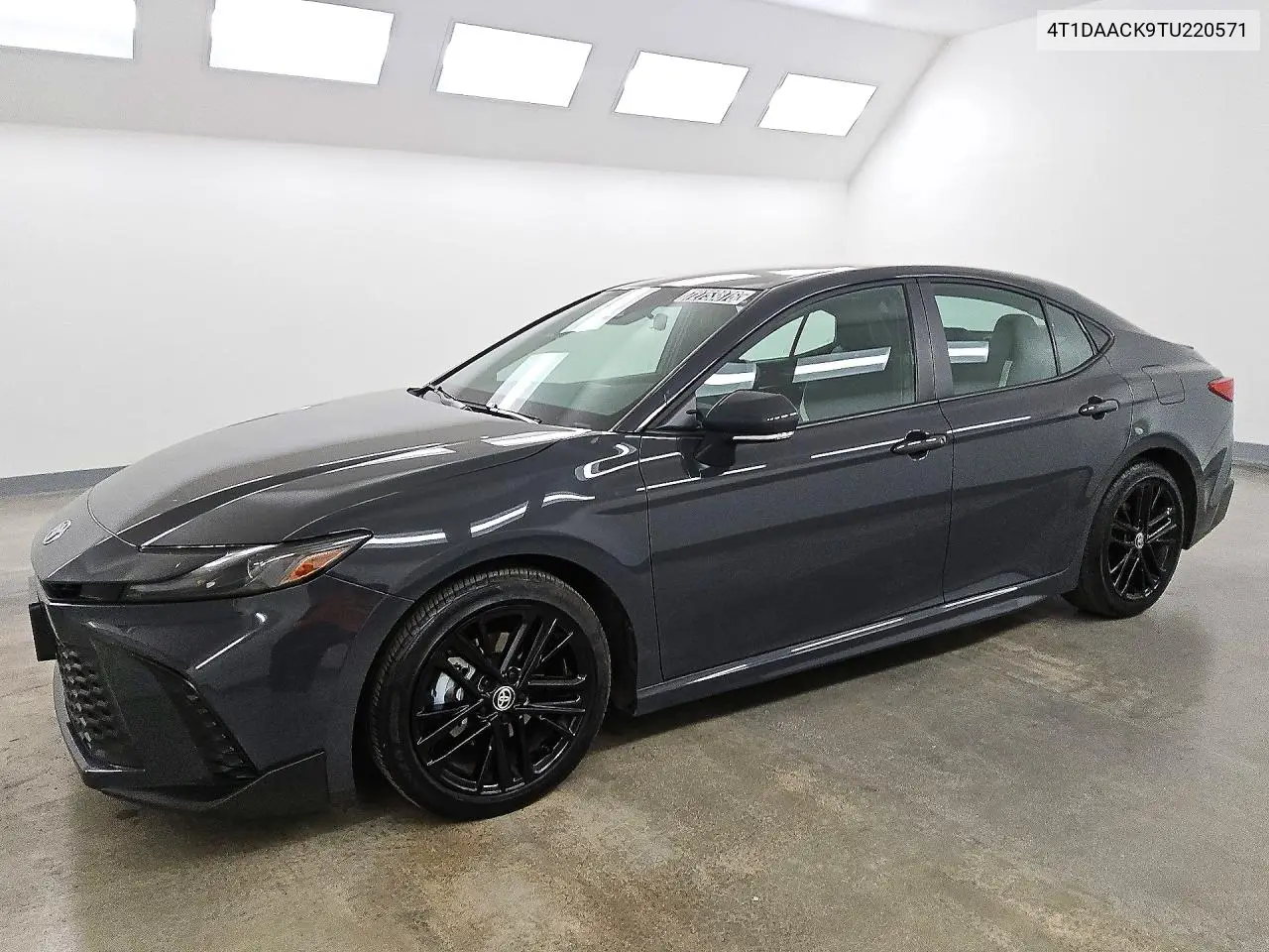TOYOTA CAMRY 2026, VIN 4T1DAACK9TU220571