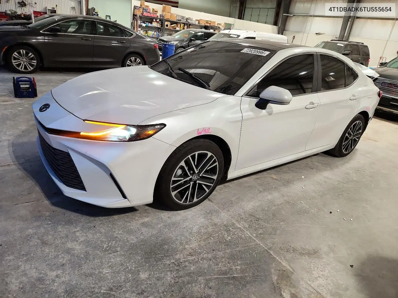 TOYOTA CAMRY 2026, VIN 4T1DBADK6TU555654