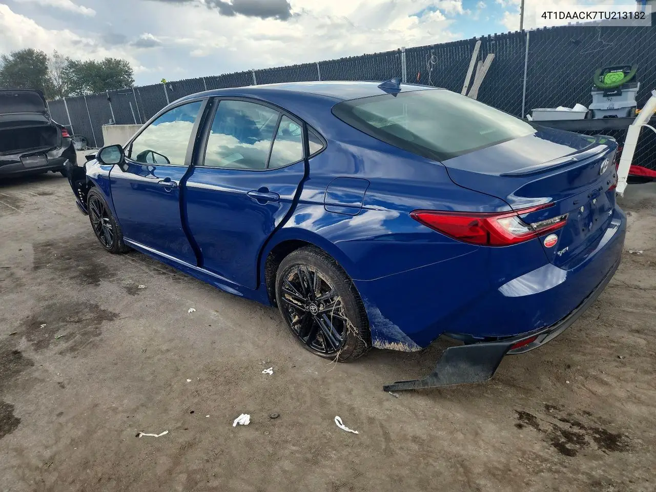 2026 TOYOTA CAMRY VIN 4T1DAACK7TU213182 — фото 2