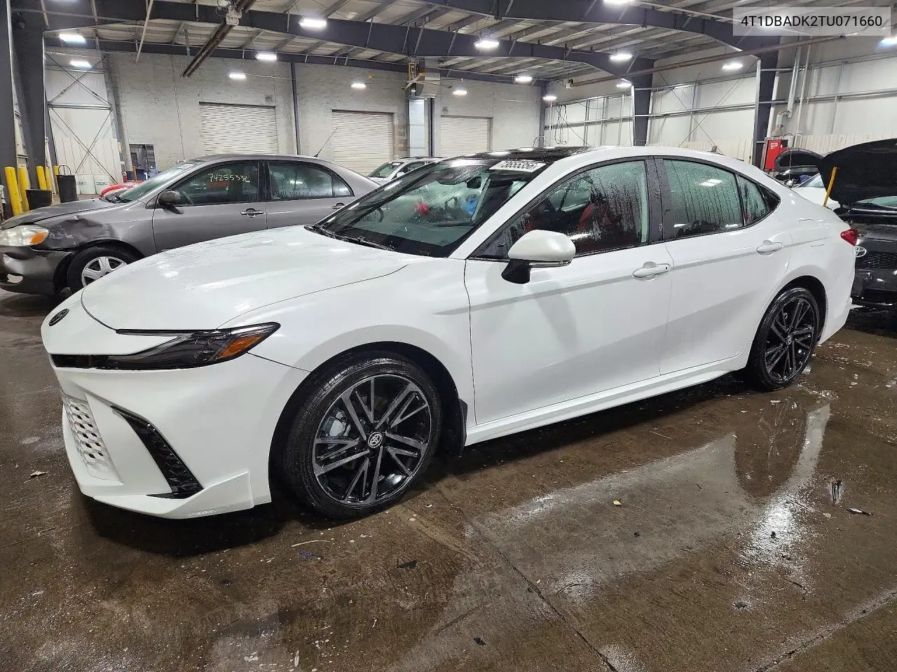TOYOTA CAMRY 2026, VIN 4T1DBADK2TU071660