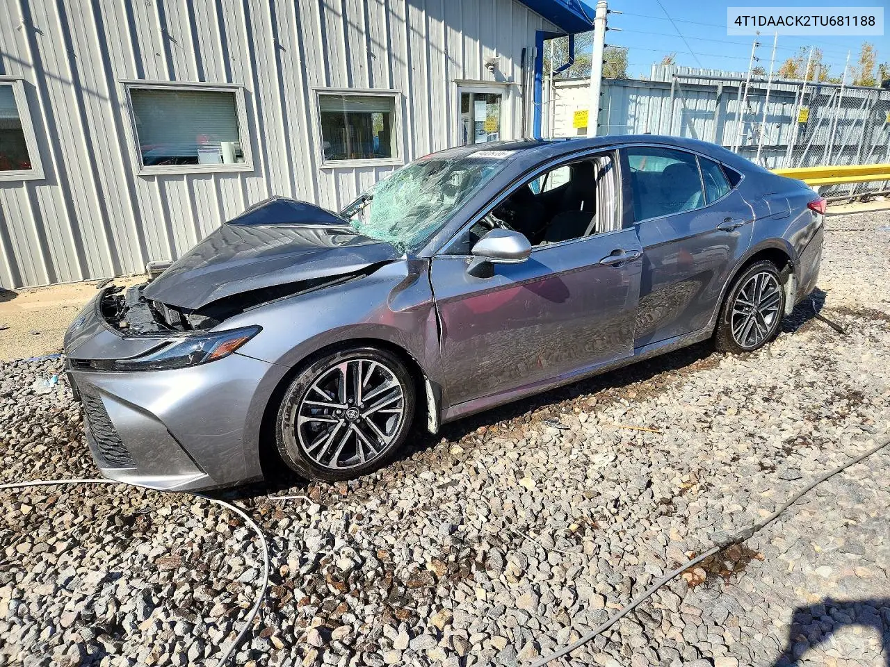 TOYOTA CAMRY 2026, VIN 4T1DAACK2TU681188