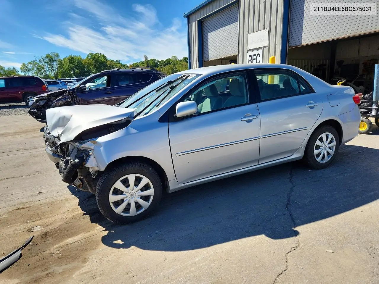 TOYOTA COROLLA 2011, VIN 2T1BU4EE6BC675031