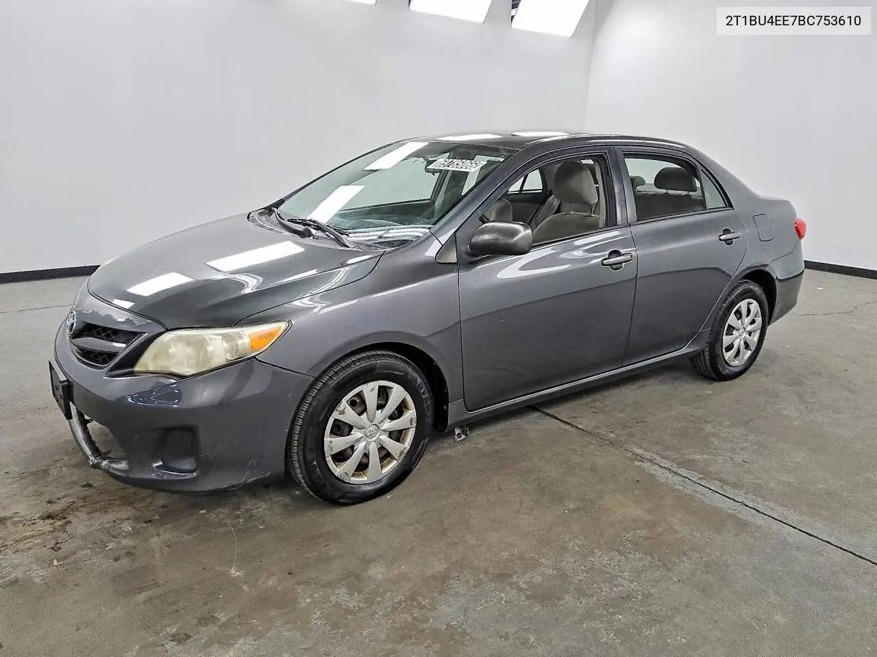 TOYOTA COROLLA 2011, VIN 2T1BU4EE7BC753610