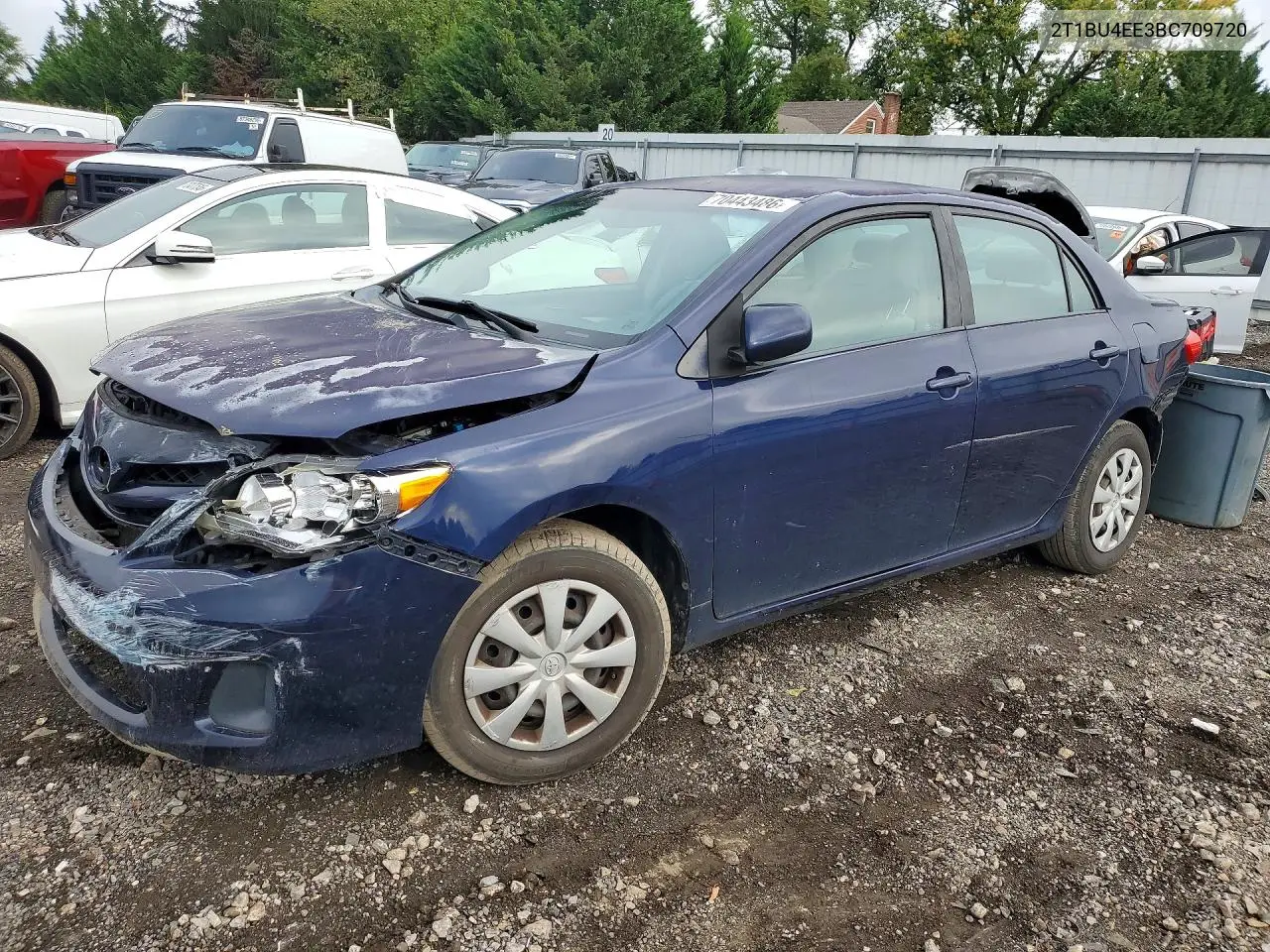 TOYOTA COROLLA 2011, VIN 2T1BU4EE3BC709720