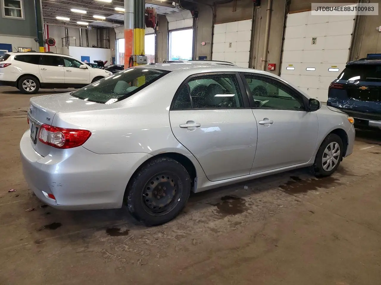 2011 TOYOTA COROLLA VIN JTDBU4EE8BJ100983 — фото 3