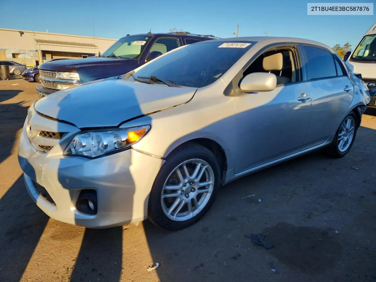 TOYOTA COROLLA 2011, VIN 2T1BU4EE3BC587876