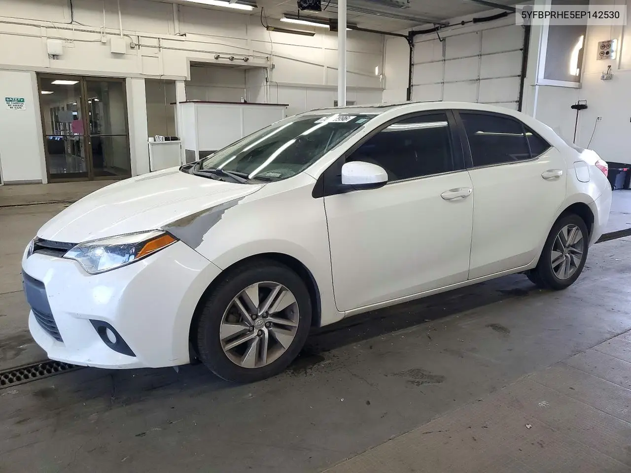 TOYOTA COROLLA 2014, VIN 5YFBPRHE5EP142530