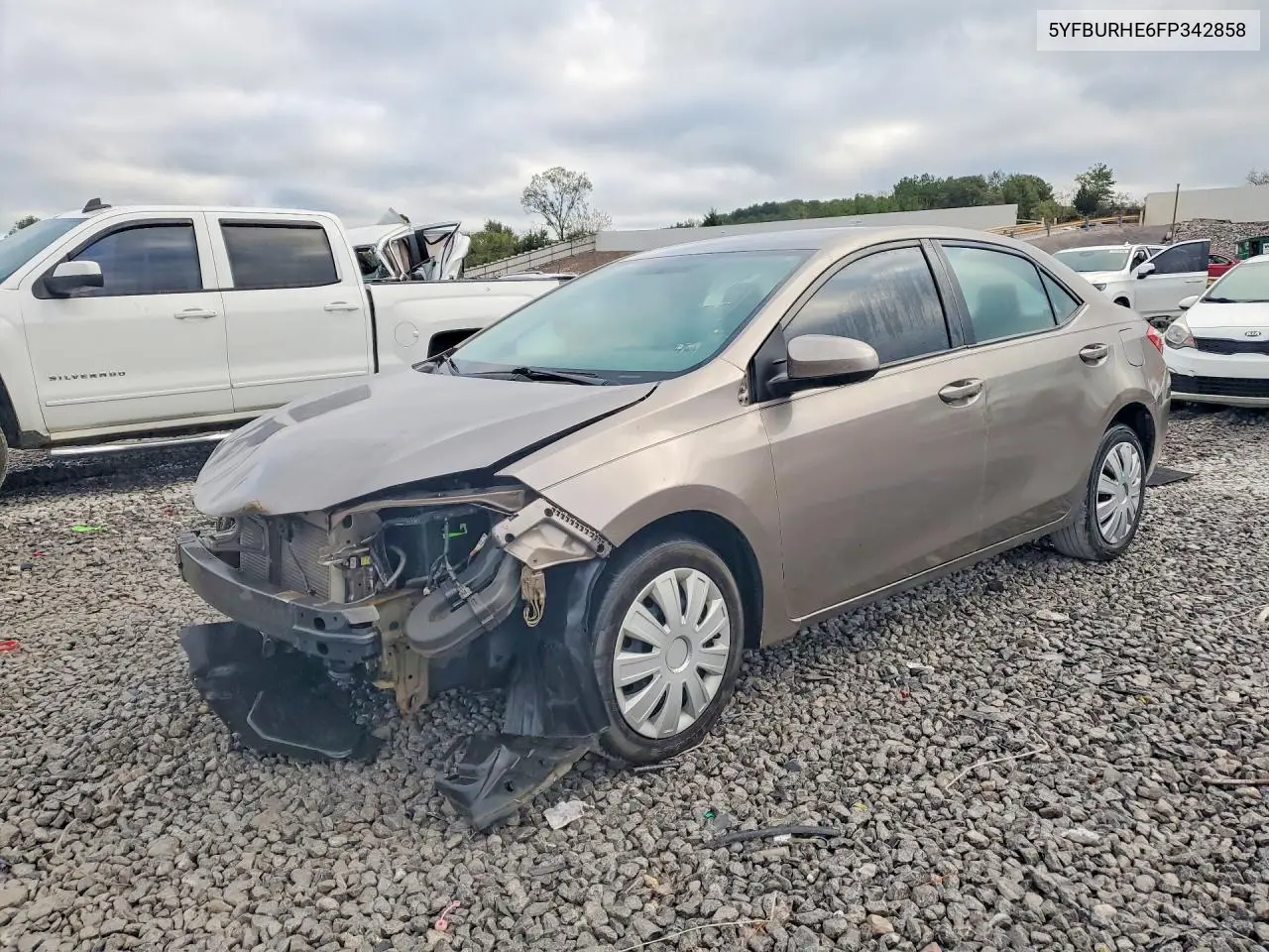 TOYOTA COROLLA 2015, VIN 5YFBURHE6FP342858