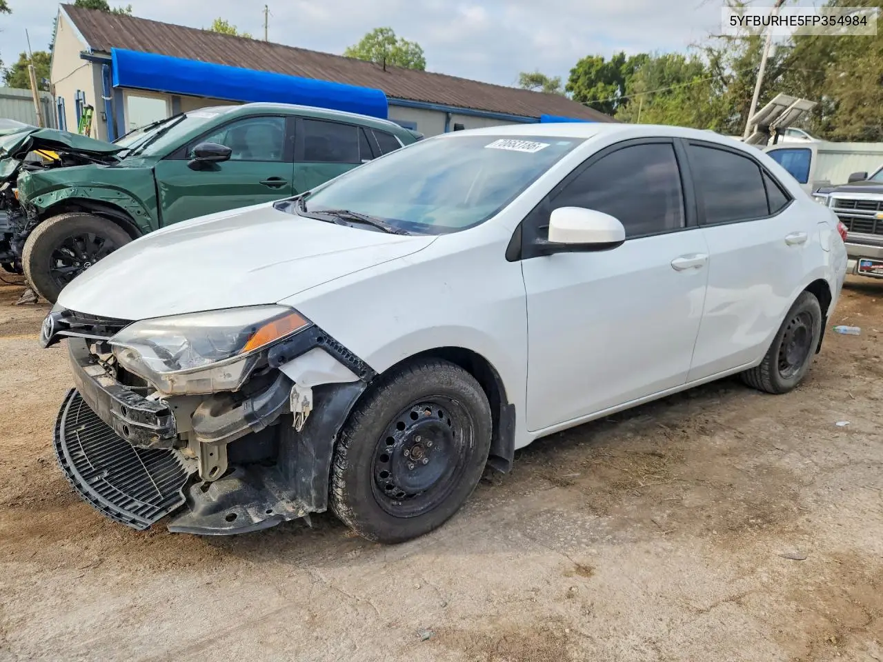 TOYOTA COROLLA 2015, VIN 5YFBURHE5FP354984