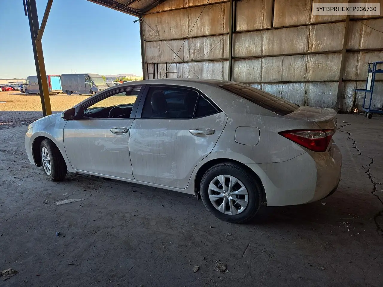 2015 TOYOTA COROLLA VIN 5YFBPRHEXFP236730 — фото 2