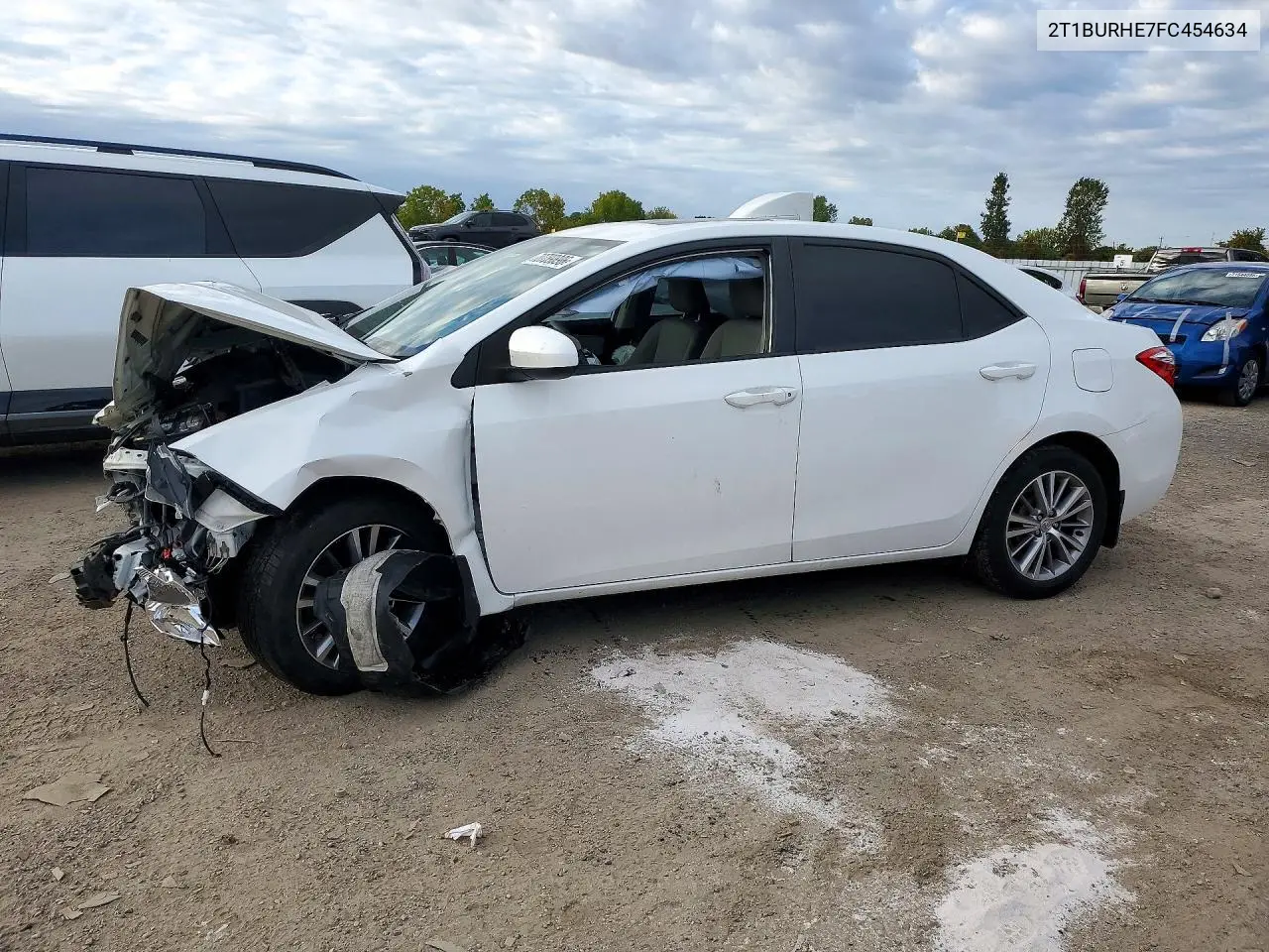 TOYOTA COROLLA 2015, VIN 2T1BURHE7FC454634