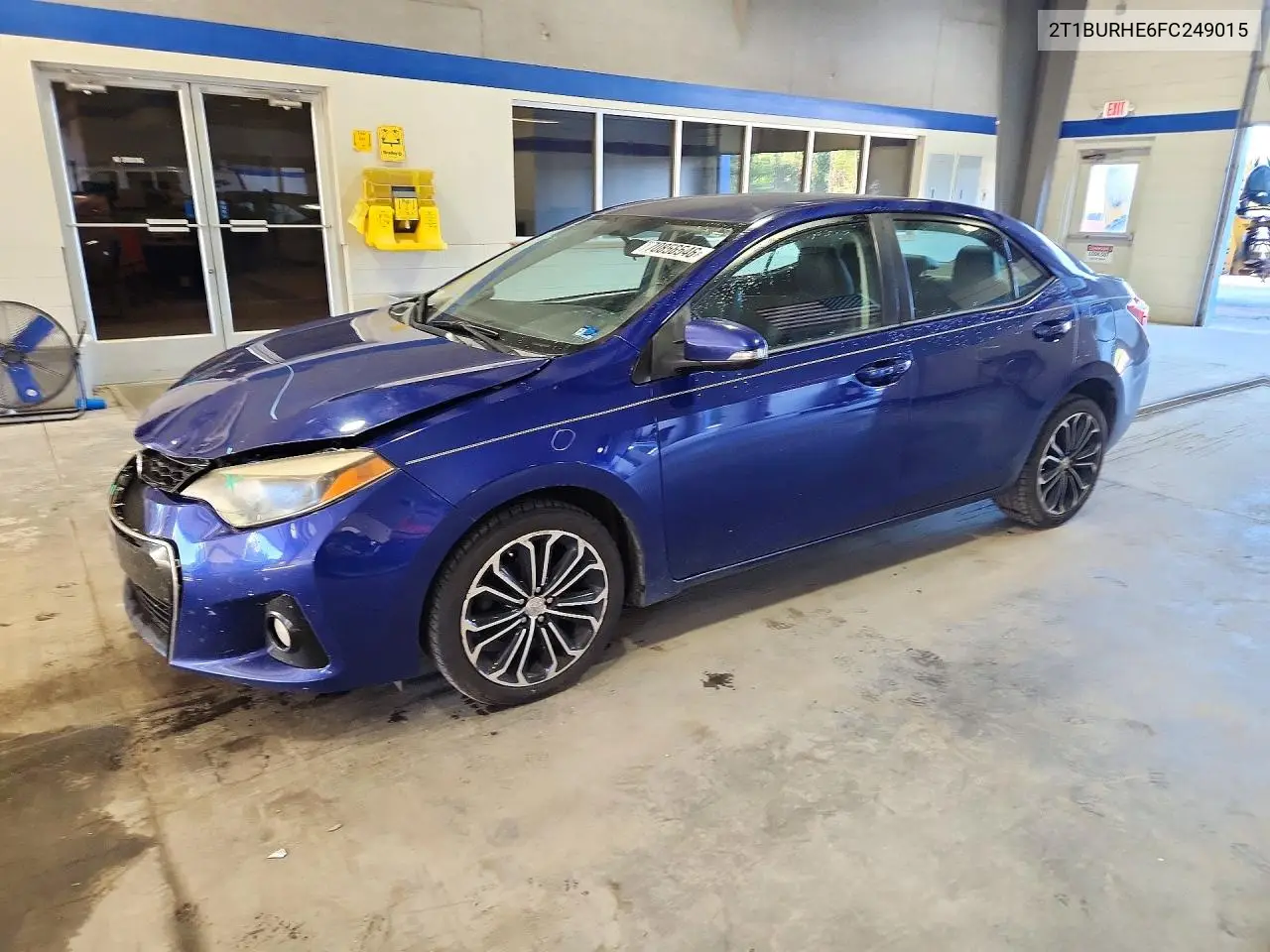 TOYOTA COROLLA 2015, VIN 2T1BURHE6FC249015