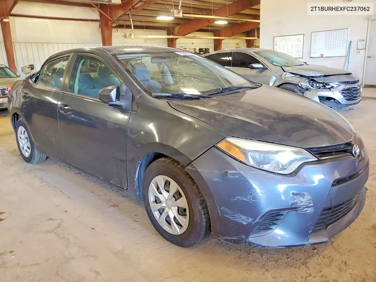 2015 TOYOTA COROLLA VIN 2T1BURHEXFC237062 — фото 4