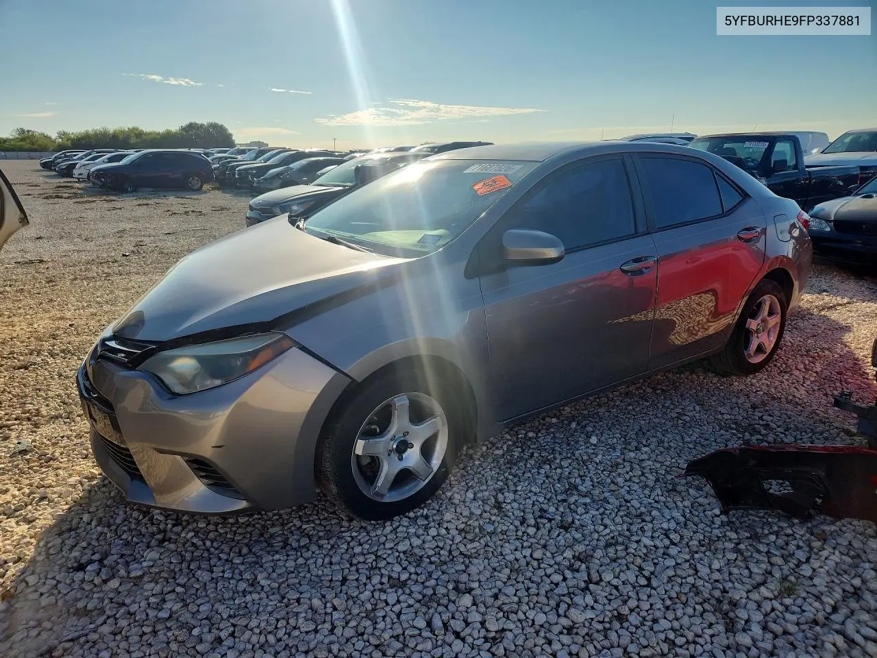 TOYOTA COROLLA 2015, VIN 5YFBURHE9FP337881