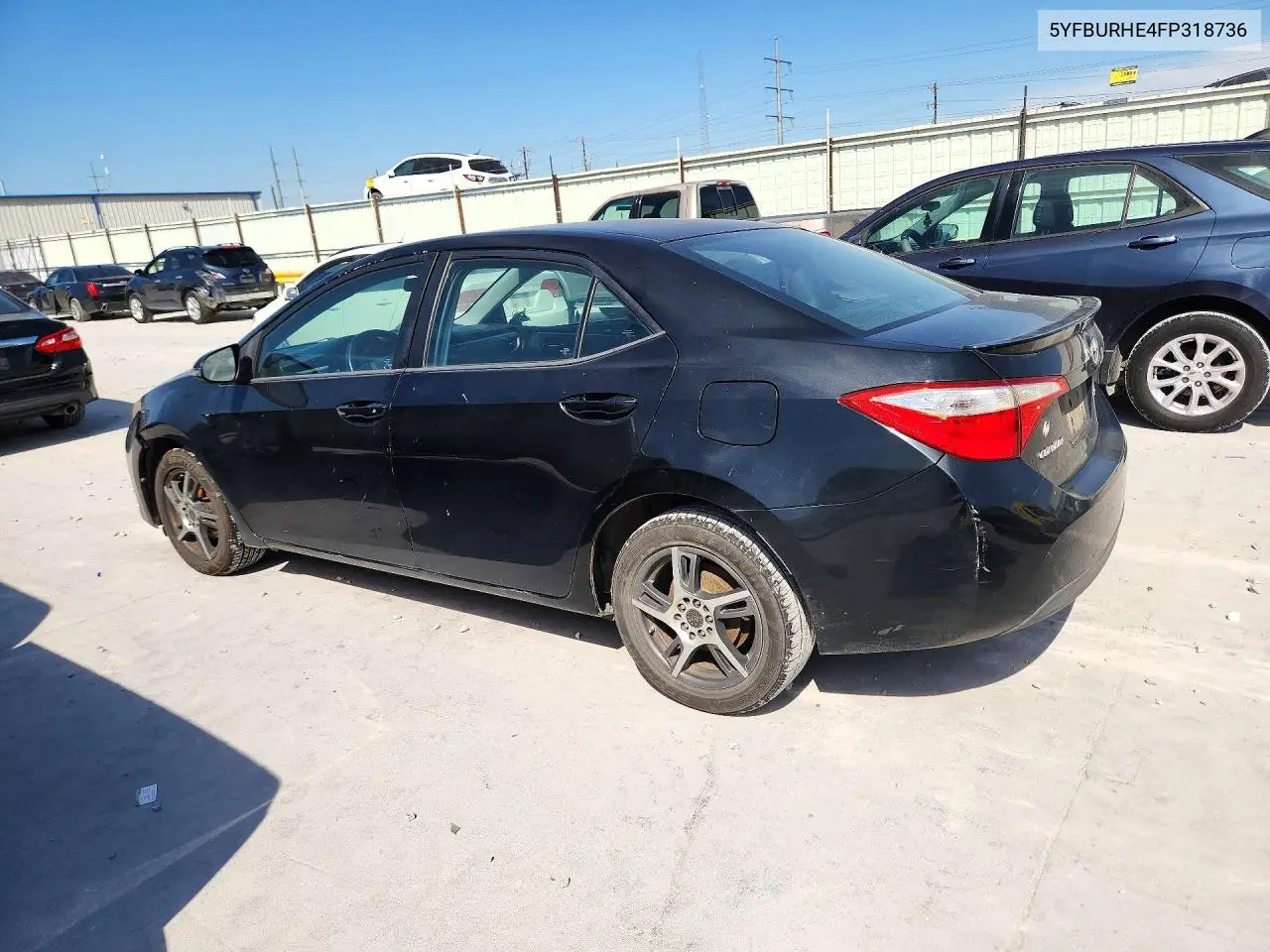 2015 TOYOTA COROLLA VIN 5YFBURHE4FP318736 — фото 2