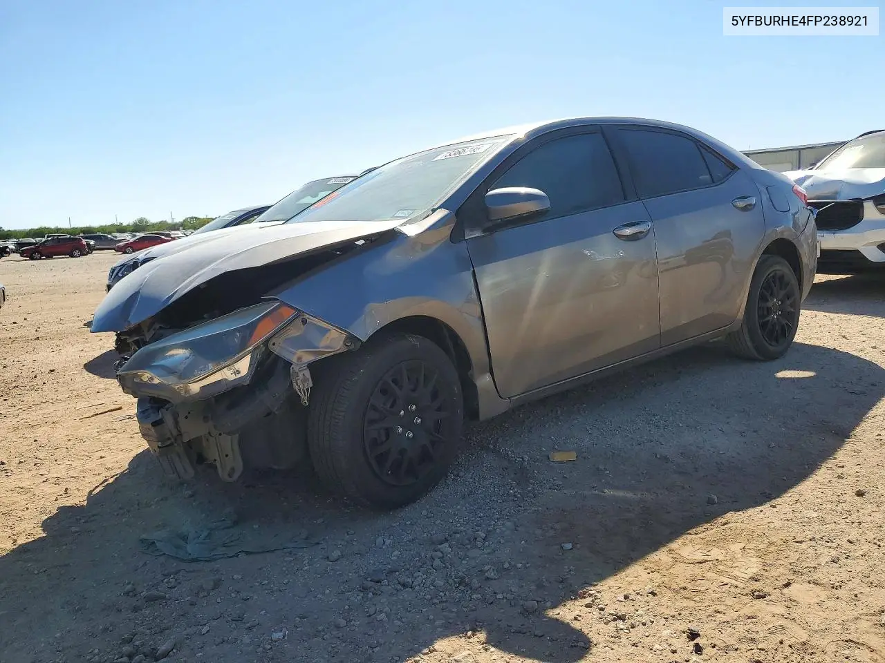 TOYOTA COROLLA 2015, VIN 5YFBURHE4FP238921