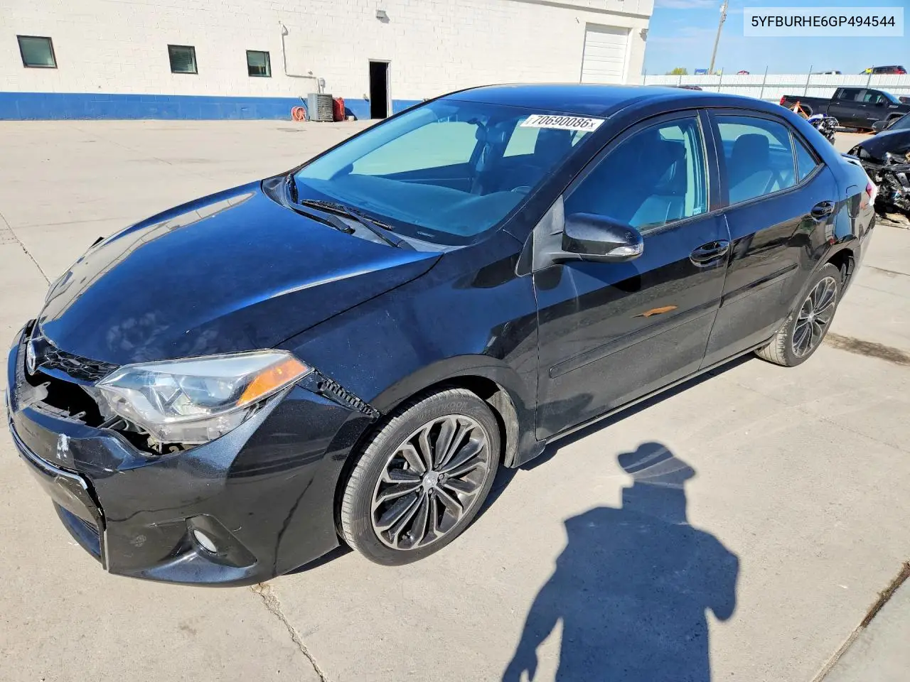 TOYOTA COROLLA 2016, VIN 5YFBURHE6GP494544