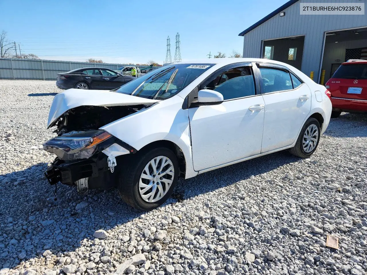 TOYOTA COROLLA 2017, VIN 2T1BURHE6HC923876