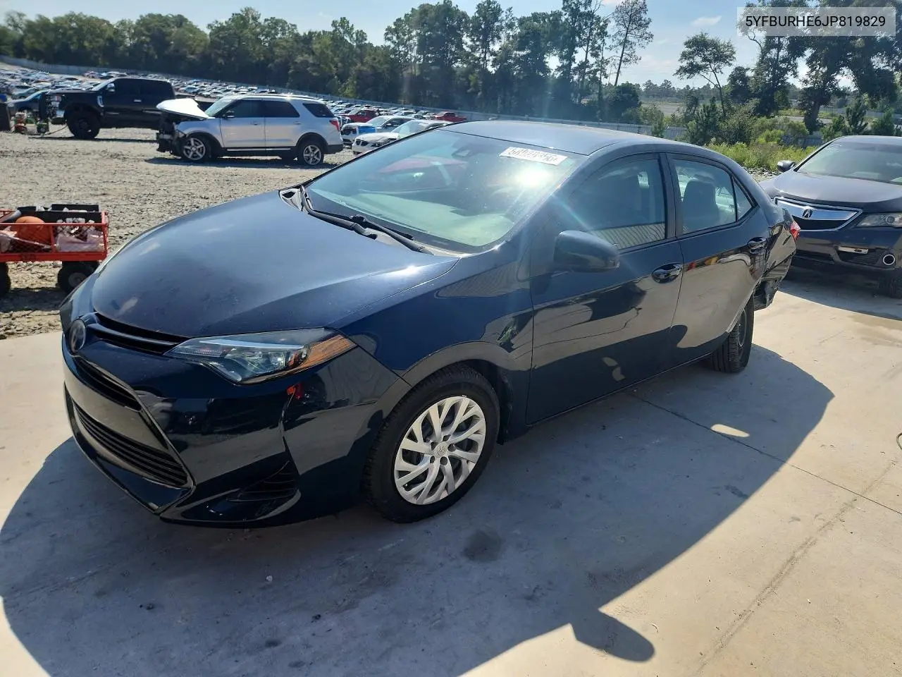 TOYOTA COROLLA 2018, VIN 5YFBURHE6JP819829