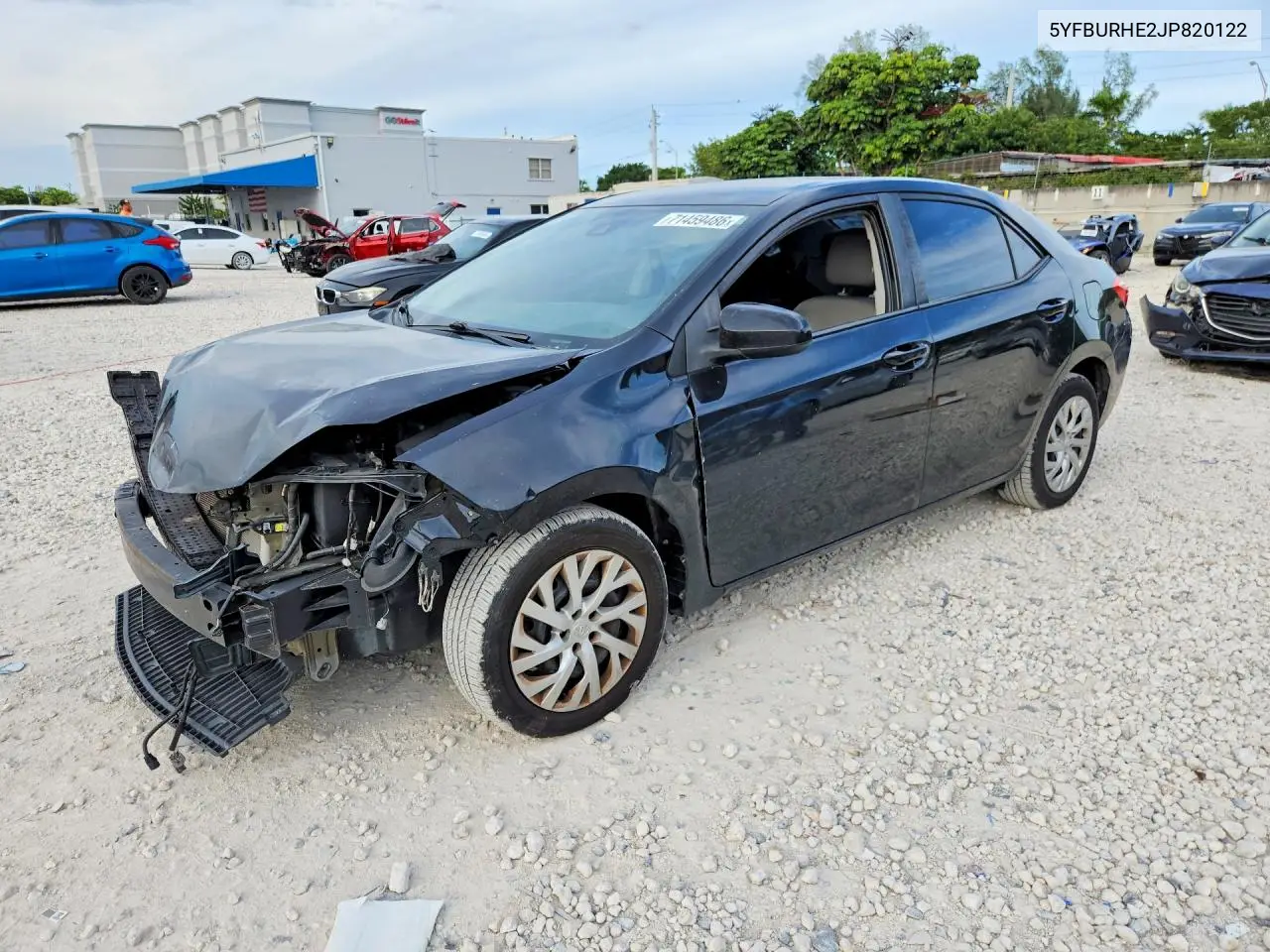 TOYOTA COROLLA 2018, VIN 5YFBURHE2JP820122