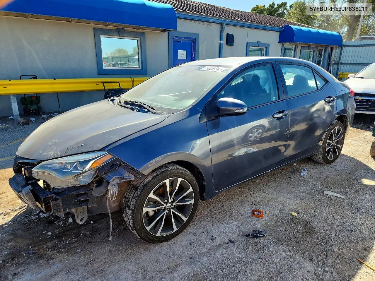TOYOTA COROLLA 2018, VIN 5YFBURHE3JP838211