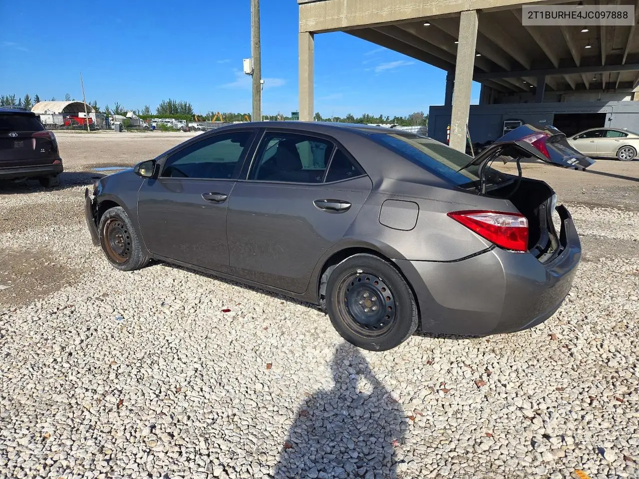 2018 TOYOTA COROLLA VIN 2T1BURHE4JC097888 — фото 2