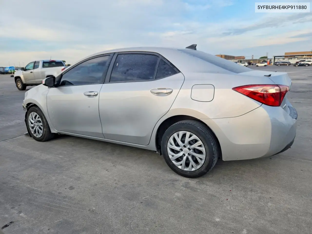 2019 TOYOTA COROLLA VIN 5YFBURHE4KP911880 — фото 2