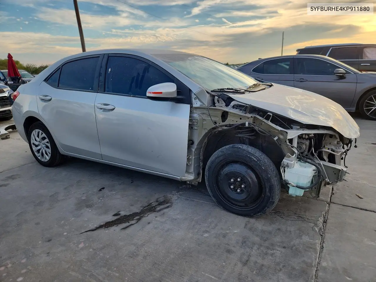 2019 TOYOTA COROLLA VIN 5YFBURHE4KP911880 — фото 4