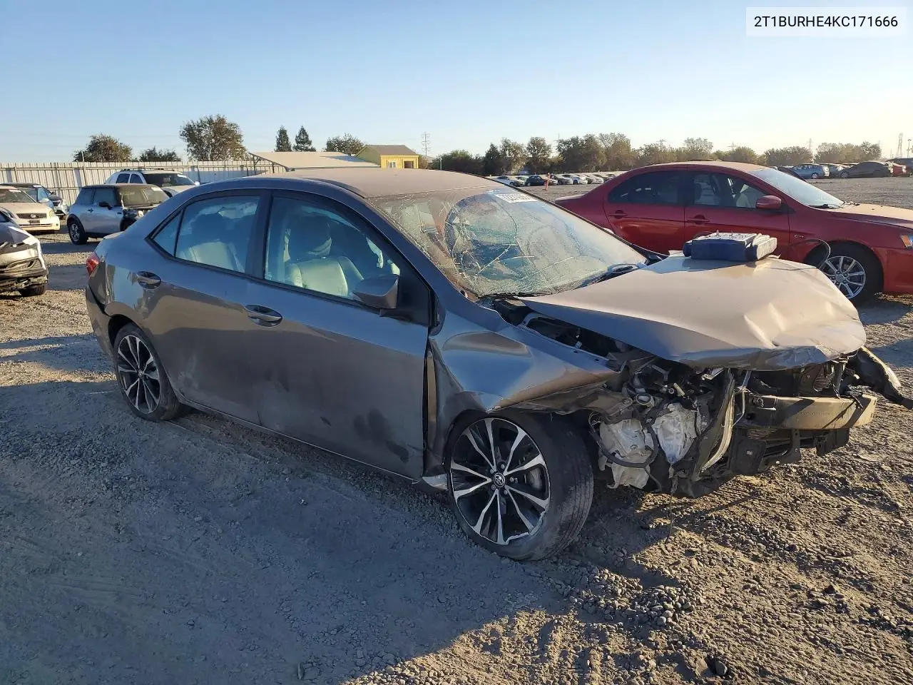 2019 TOYOTA COROLLA VIN 2T1BURHE4KC171666 — фото 4