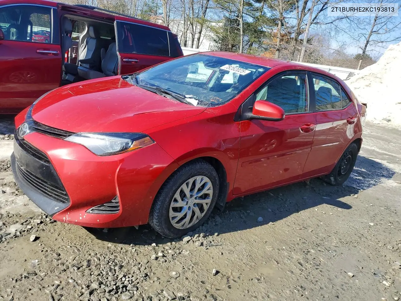 TOYOTA COROLLA 2019, VIN 2T1BURHE2KC193813