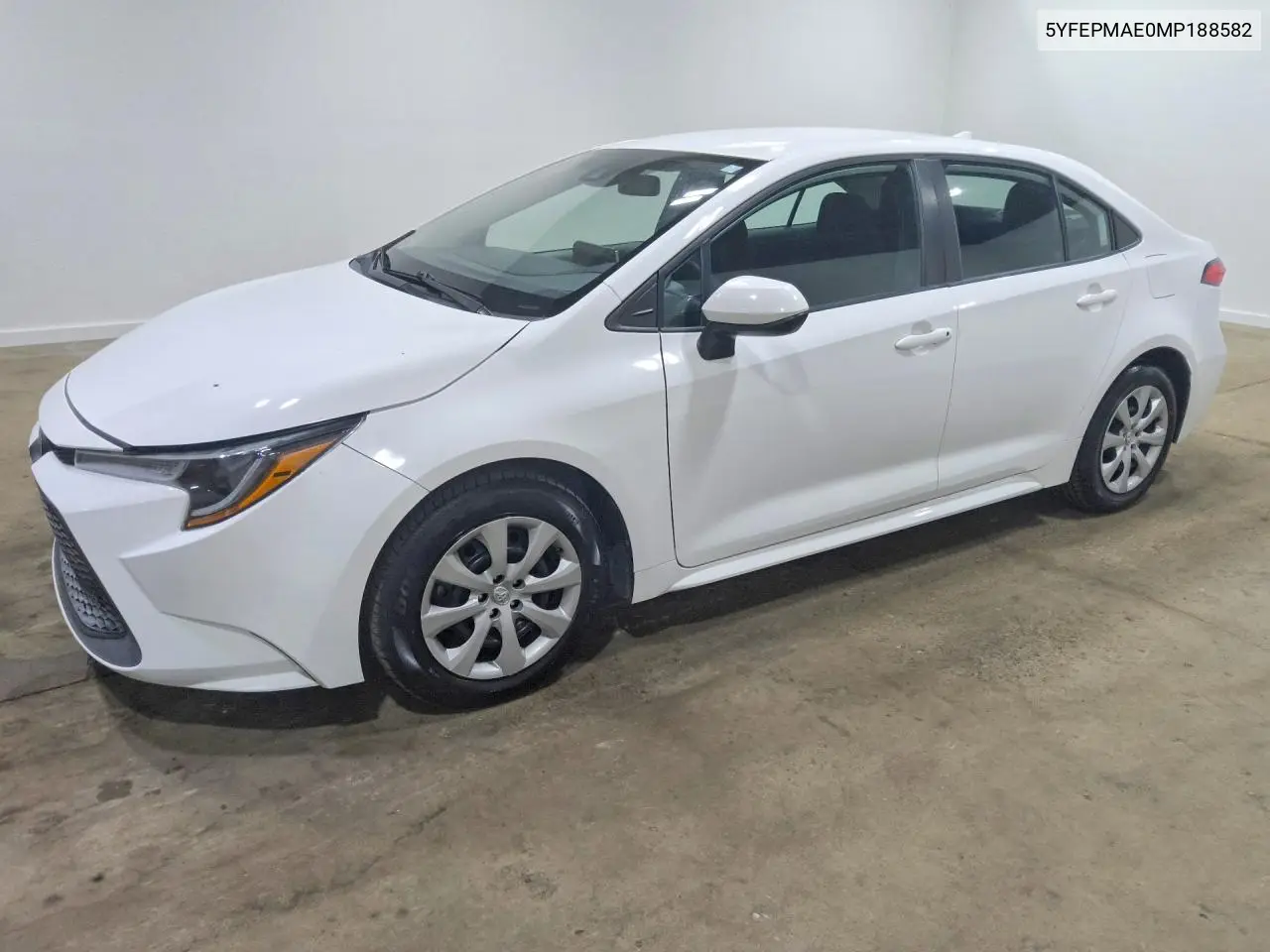 TOYOTA COROLLA 2021, VIN 5YFEPMAE0MP188582