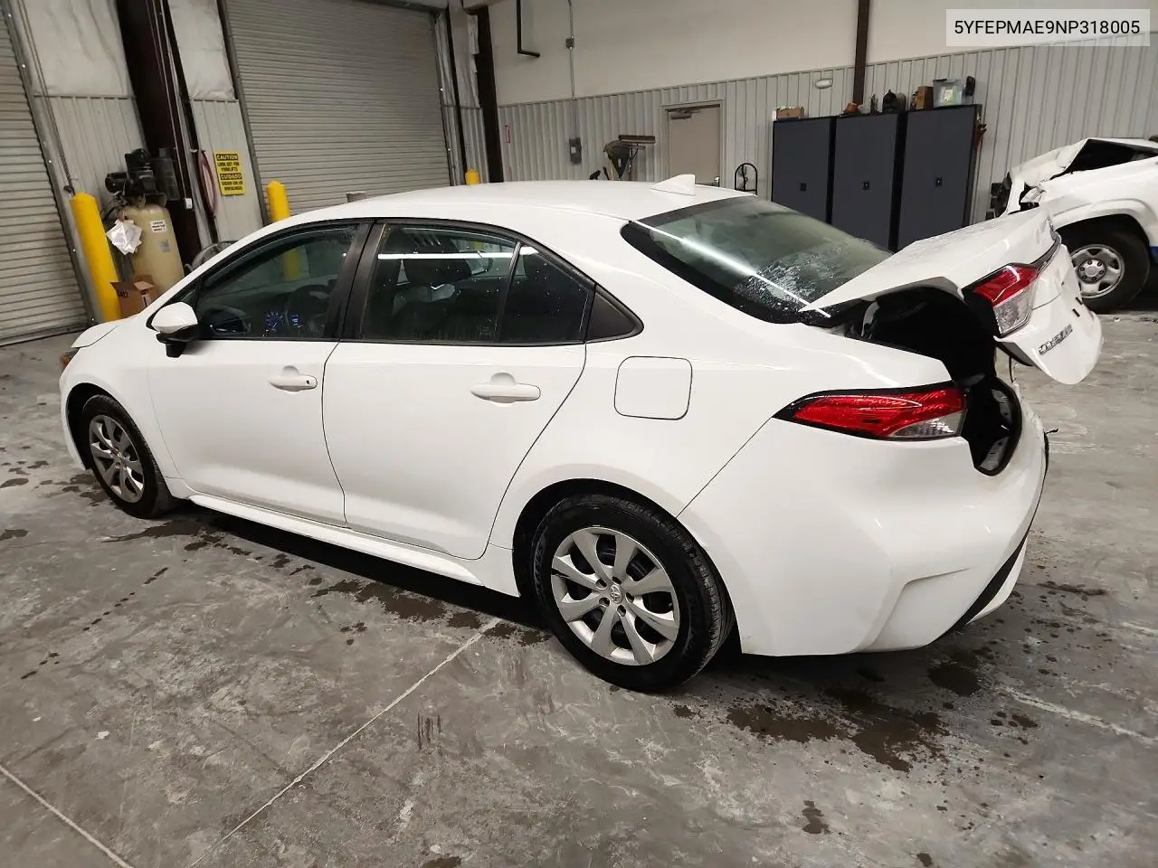2022 TOYOTA COROLLA VIN 5YFEPMAE9NP318005 — фото 2