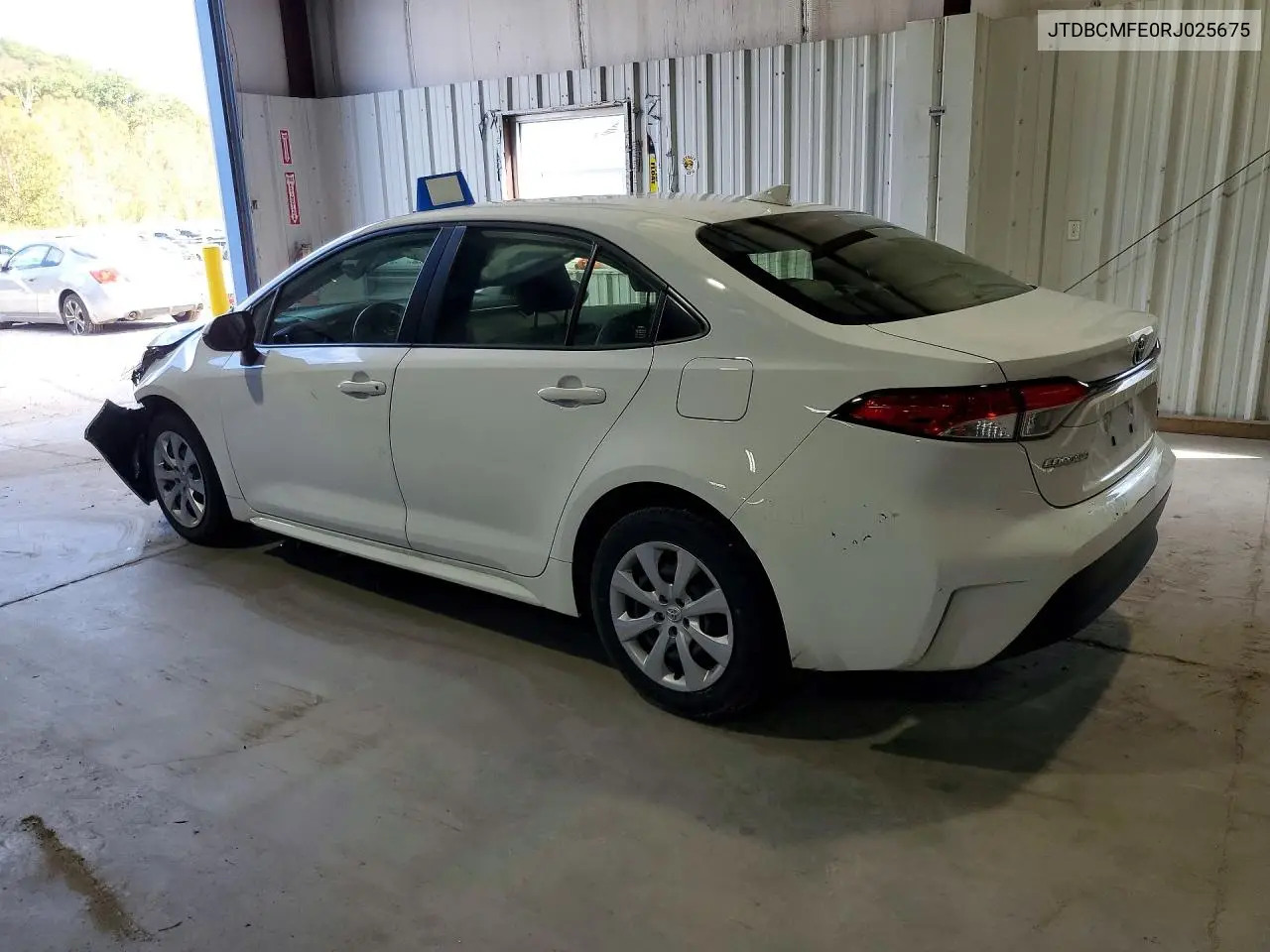 2024 TOYOTA COROLLA VIN JTDBCMFE0RJ025675 — фото 2