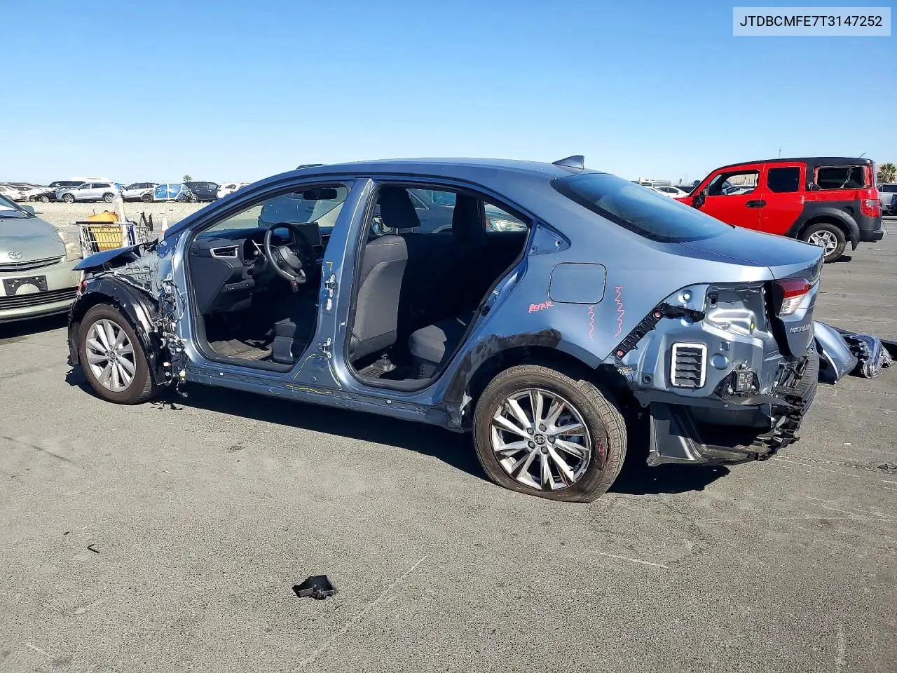 2026 TOYOTA COROLLA VIN JTDBCMFE7T3147252 — фото 2