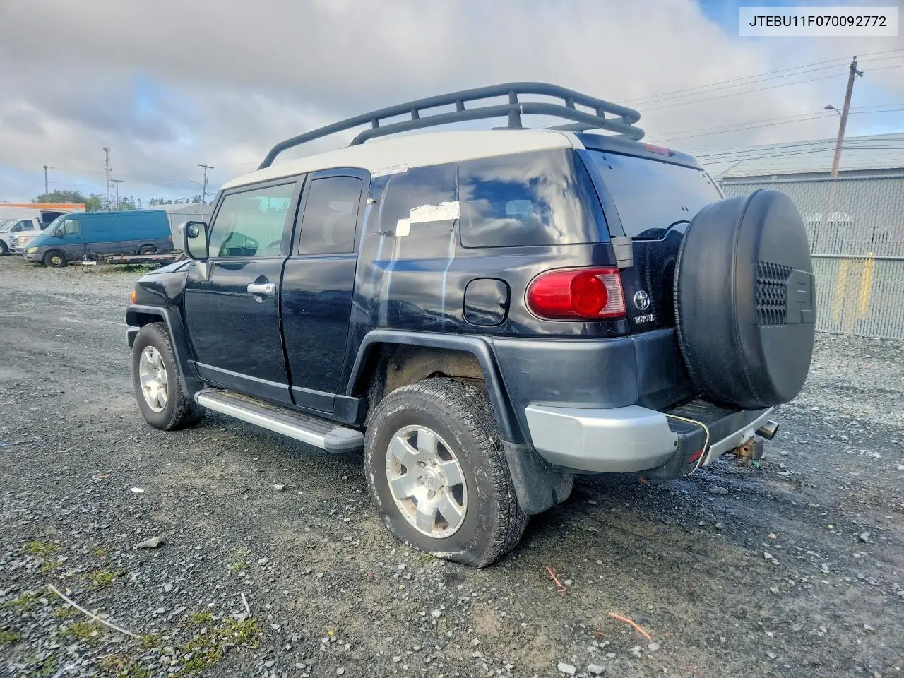 2007 TOYOTA FJ CRUISER VIN JTEBU11F070092772 — фото 2