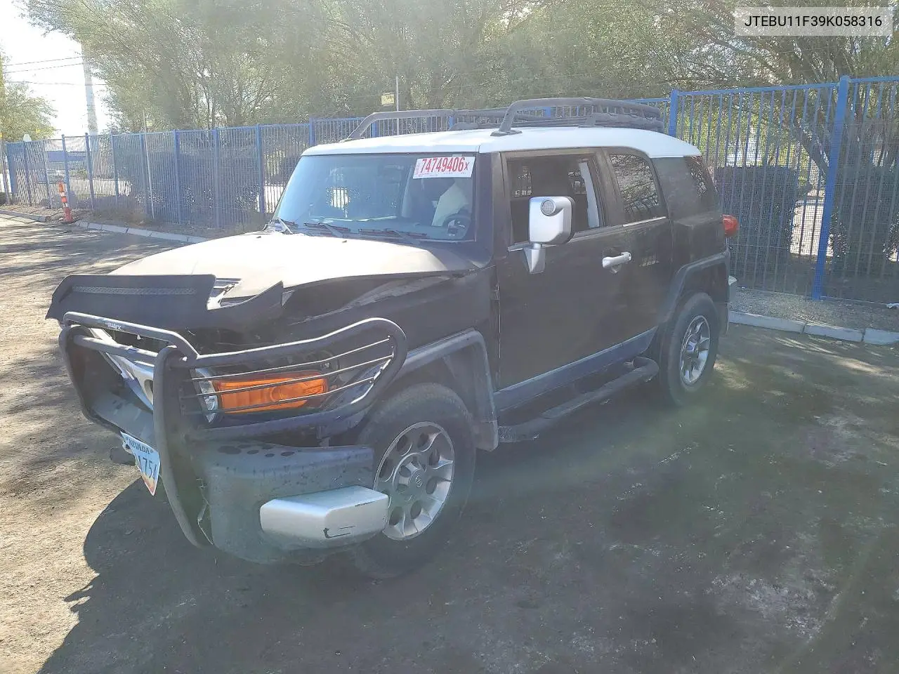 TOYOTA FJ CRUISER 2009, VIN JTEBU11F39K058316