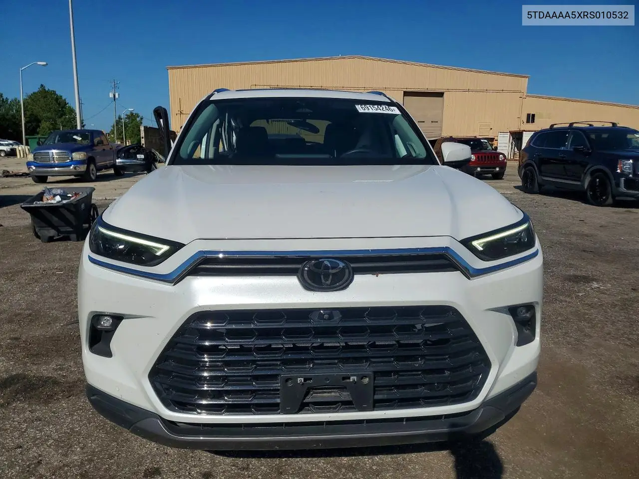 2024 TOYOTA GRAND HIGHLANDER VIN 5TDAAAA5XRS010532 — фото 5