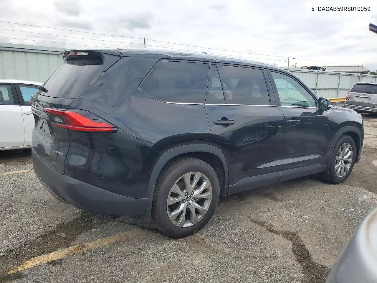 2024 TOYOTA GRAND HIGHLANDER VIN 5TDACAB59RS010059 — фото 3