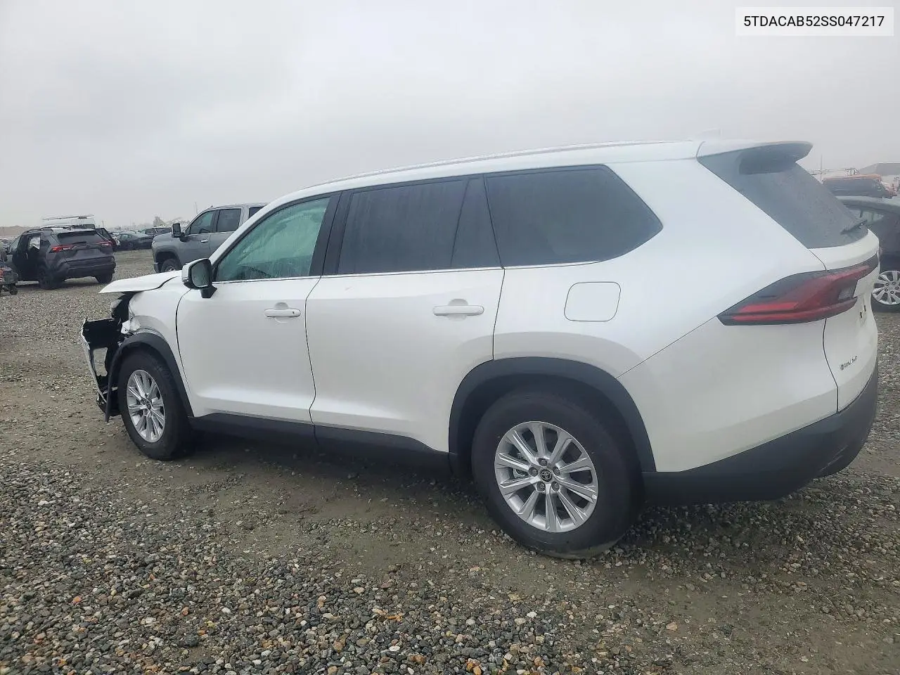 2025 TOYOTA GRAND HIGHLANDER VIN 5TDACAB52SS047217 — фото 2