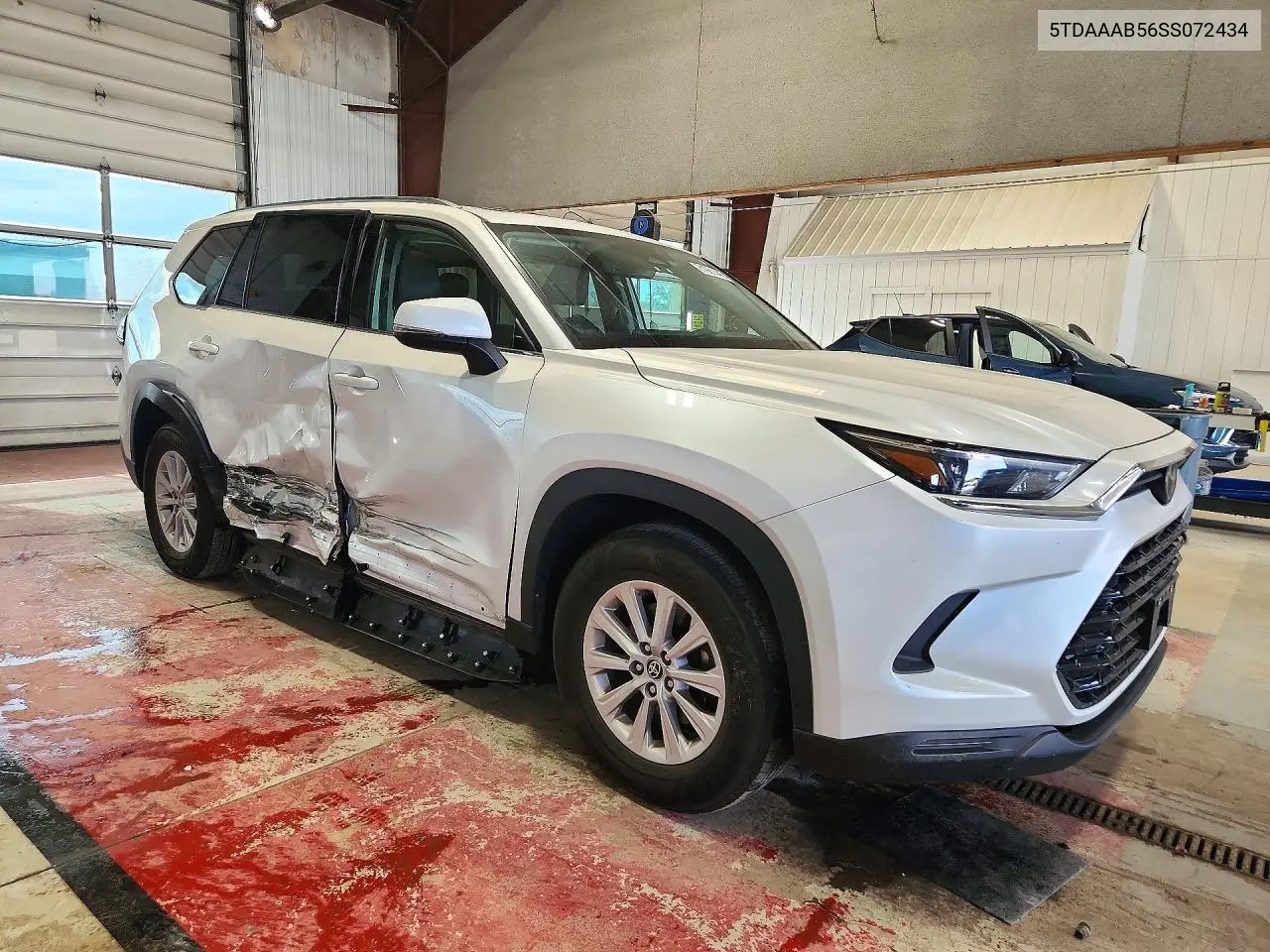 2025 TOYOTA GRAND HIGHLANDER VIN 5TDAAAB56SS072434 — фото 4