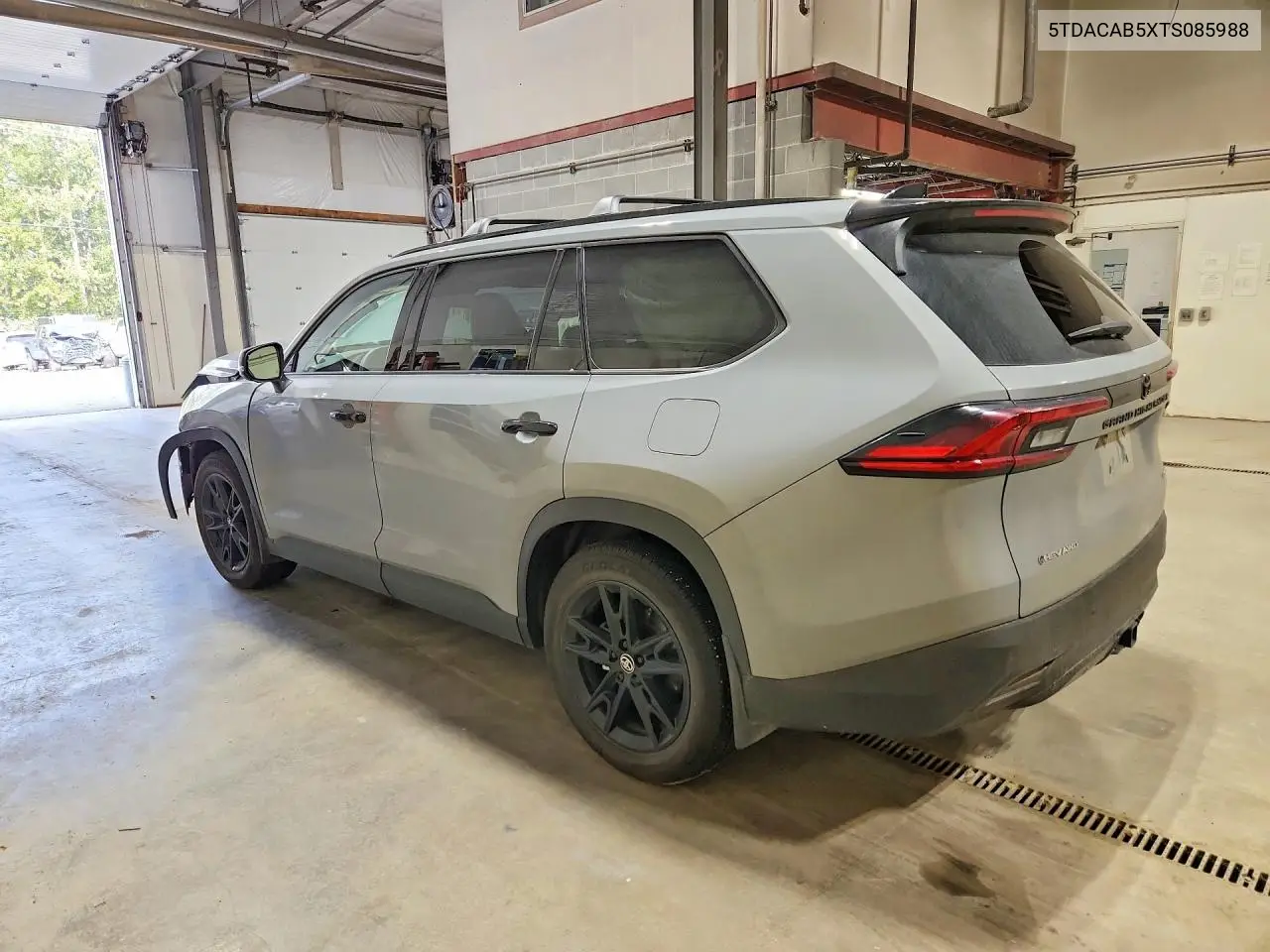 2026 TOYOTA GRAND HIGHLANDER VIN 5TDACAB5XTS085988 — фото 2